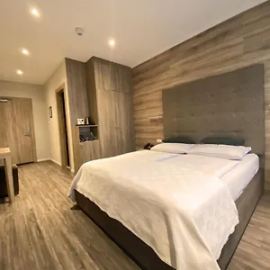 3* Hotel Stadthotel